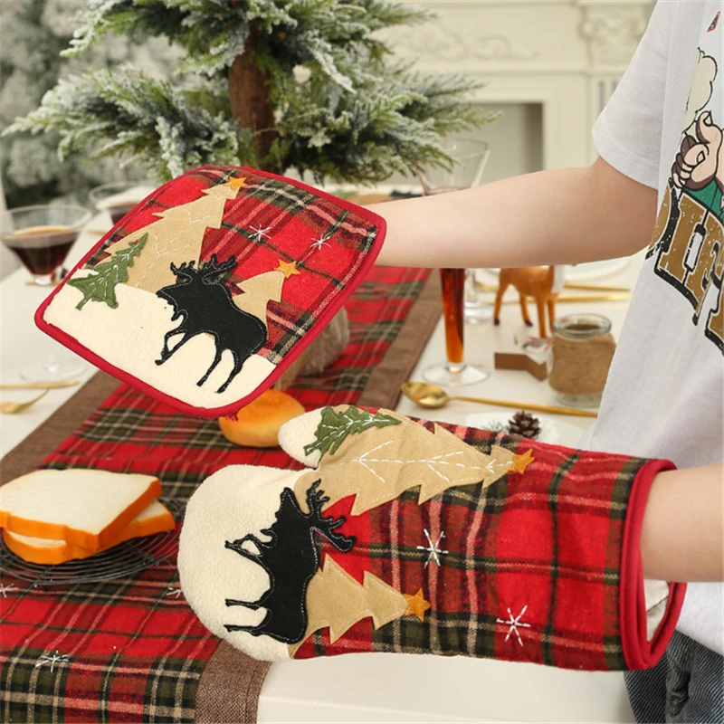 

2020 New Christmas Decorations Plaid Cloth Patch Insulation Hand Package Mat Microwave Glove Mat